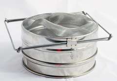 Cedzidło - sito do miodu podwójne wypukłe 0,8 x 1,6 Cedzidło - sito do miodu podwójne wypukłe 0,8 x 1,6