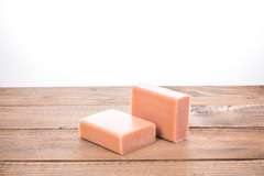 Mydło miodowo - propolisowe Honey Therapy kostka 100g Mydło miodowo - propolisowe Honey Therapy kostka 100g