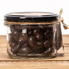 Api Snaks Orzech nerkowca w ciemnej czekoladzie z pyłkiem 100g Api Snaks Orzech nerkowca w ciemnej czekoladzie z pyłkiem 100g