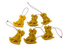 Zawieszki na choinkę Aniołki na sankach 6 sztuk  Zawieszki na choinkę Aniołki na sankach 6 sztuk