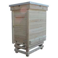 Ul Warszawski zwykły drewniany 15 ramek z nadstawką 1/2 Ul Warszawski zwykły drewniany 15 ramek z nadstawką 1/2