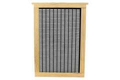 Krata plastikowa WZ w obudowie drewnianej pionowa Krata plastikowa WZ w obudowie drewnianej pionowa