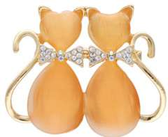 Broszka dwa koty w kolorze pomarańczowym Broszka dwa koty w kolorze pomarańczowym