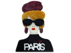 BROSZKA RETRO Dziewczyna z napisem PARIS BROSZKA RETRO Dziewczyna z napisem PARIS